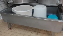 3#6815 Attrezzature per la produzione di formaggi e latticini
