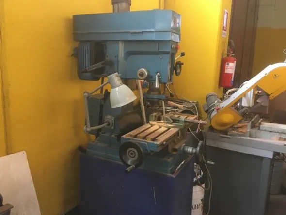 12#6964 Attrezzature per officina meccanica