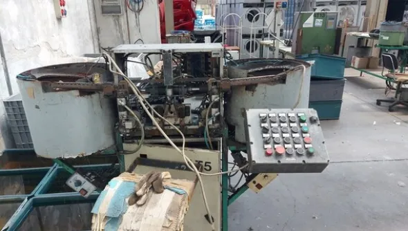 12#71740 Attrezzature per premontaggio vasca