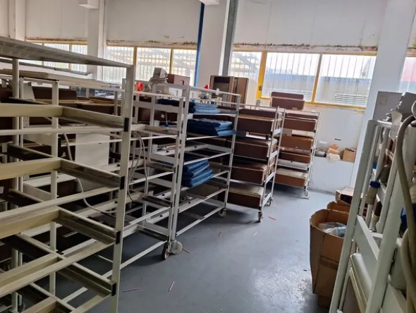 1#8337 Attrezzature per ristorazione