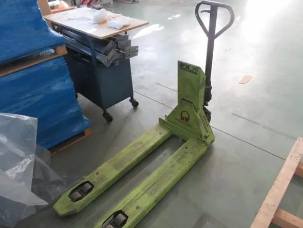 2#4450 Attrezzature produzione timbri e articoli cancelleria