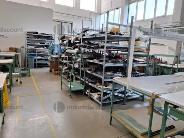 336#8883 Attrezzature reparto Taglio