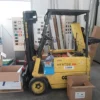 6#8599 Attrezzature varie di magazzino e rimanenze di materiale elettrico