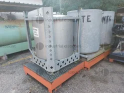 7#9756 Attrezzaure e macchinari vari
