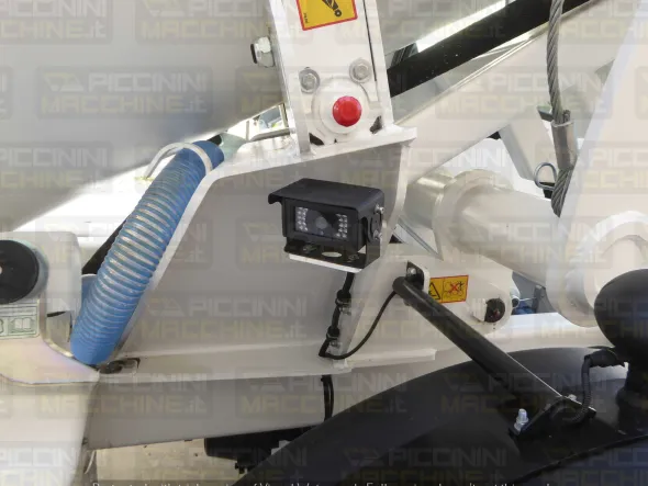 Autobetoniera Fiori DBX35