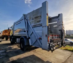 AUTOCARRO COMPATTATORE MAN mod: 18.320