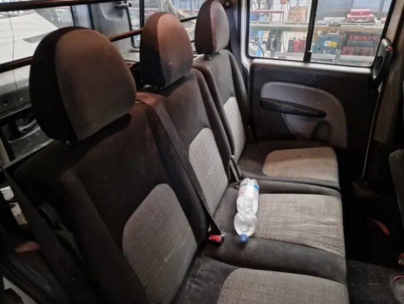 4#7142 Autocarro Fiat Doblò