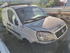 5#9329 Autocarro Fiat Doblò