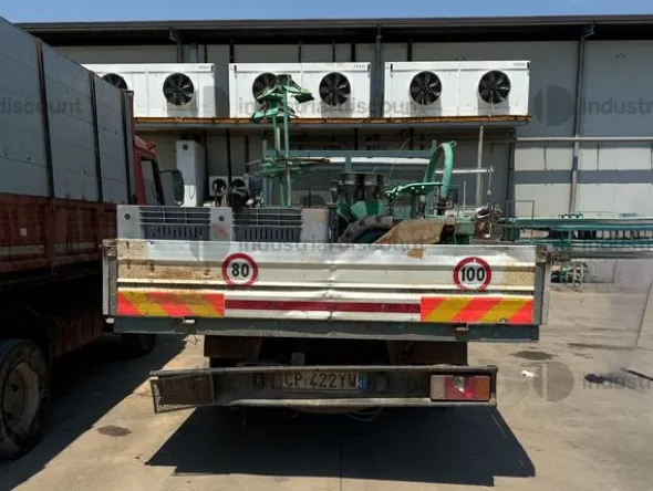 4#8985 Autocarro Fiat Iveco