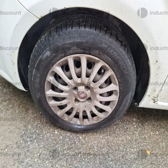 6#8848 Autocarro Fiat Punto Van