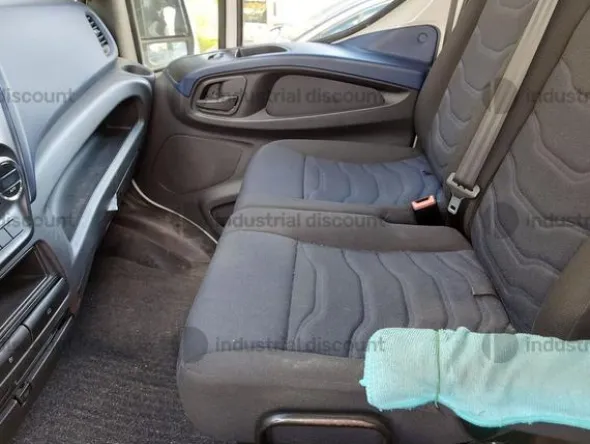 1#9118 Autocarro isotermico Iveco