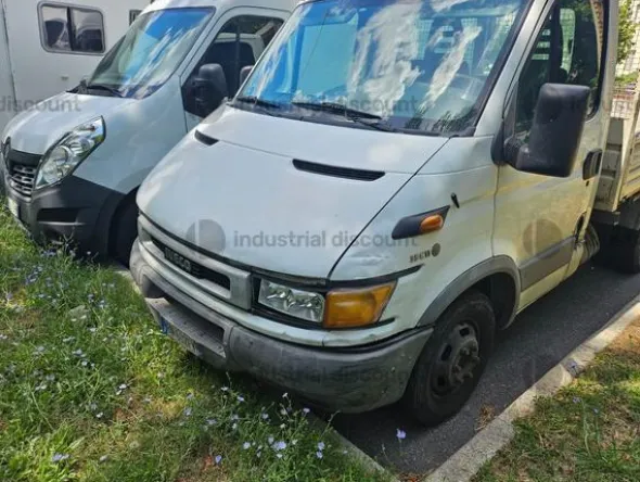 1#9606 Autocarro Iveco