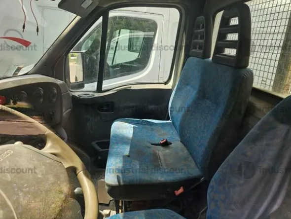 1#9606 Autocarro Iveco