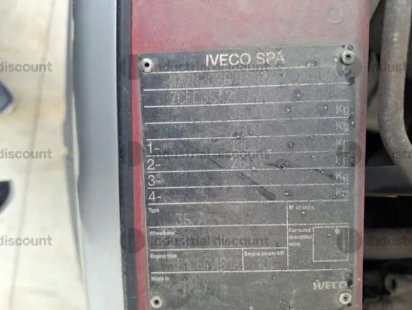 4#9097 Autocarro Iveco 35/A