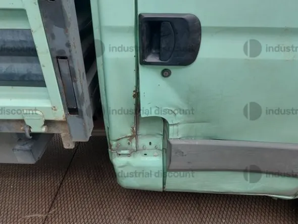 59#8980 Autocarro Iveco 35A