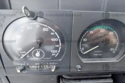 4#6485 Autocarro Iveco con gru