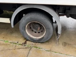 9#9826 Autocarro Iveco Daily