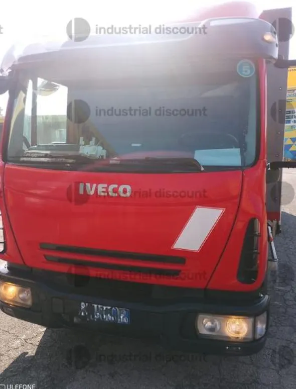 1#9347 Autocarro Iveco 75/E4
