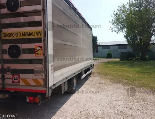 1#9347 Autocarro Iveco 75/E4