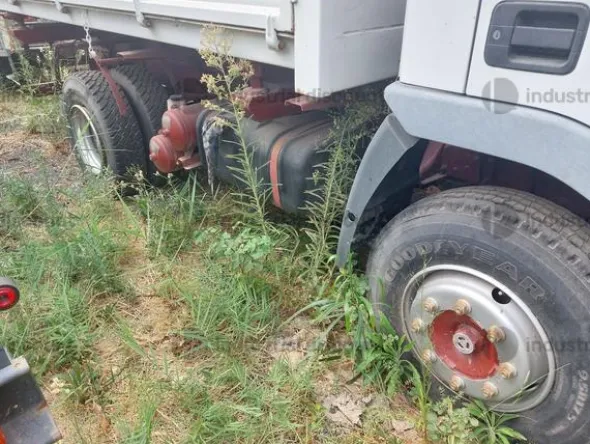 8#9578 Autocarro Iveco E18