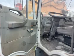 8#9578 Autocarro Iveco E18
