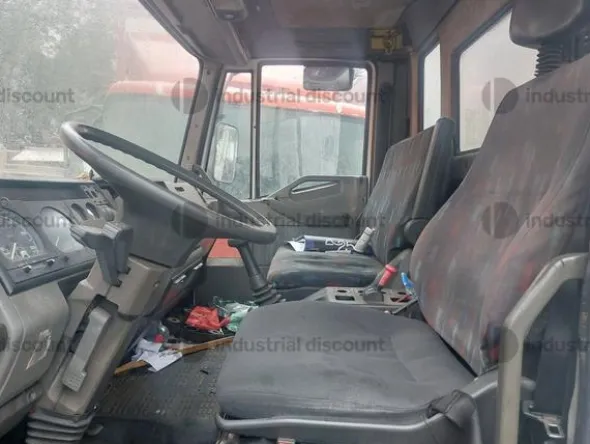 21#9138 Autocarro Iveco Eurocargo