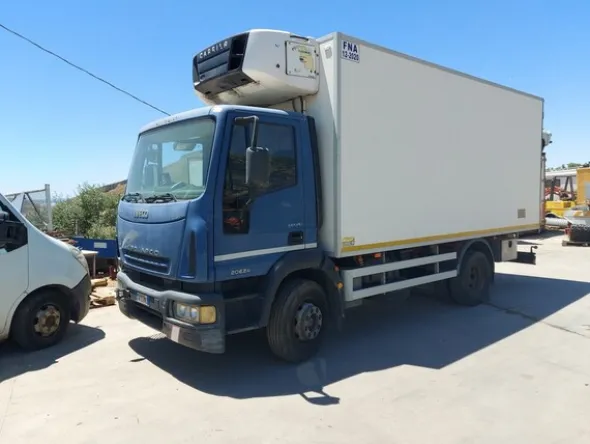 16#6287 Autocarro Iveco Eurocargo