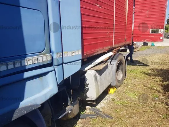 1#10273 Autocarro Iveco Tector 120e23, trattore stradale Stralis 450e5, trattore stradale Iveco Eurostar