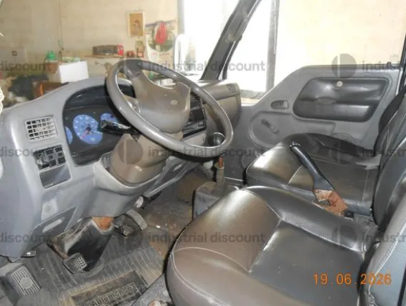 1#10249 Autocarro Kia