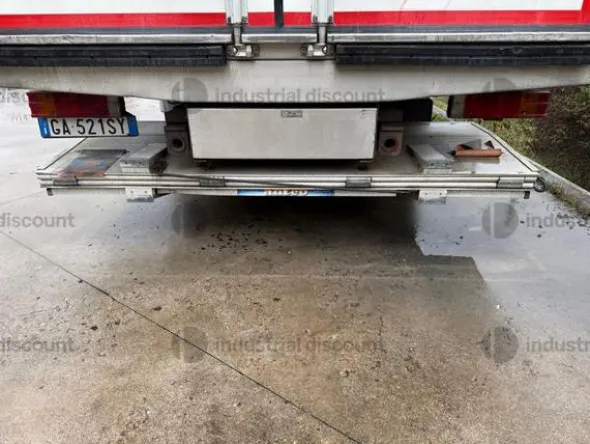 8#9826 Autocarro Mercedes Ateco