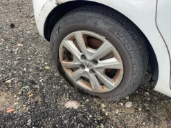 4#8291 Autocarro Opel Corsa