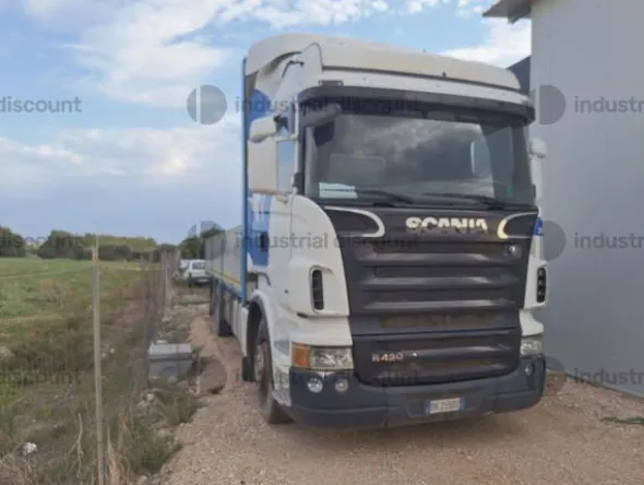 27#9304 Autocarro Scania