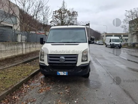 48#10047 Autocarro Volkswagen Crafter