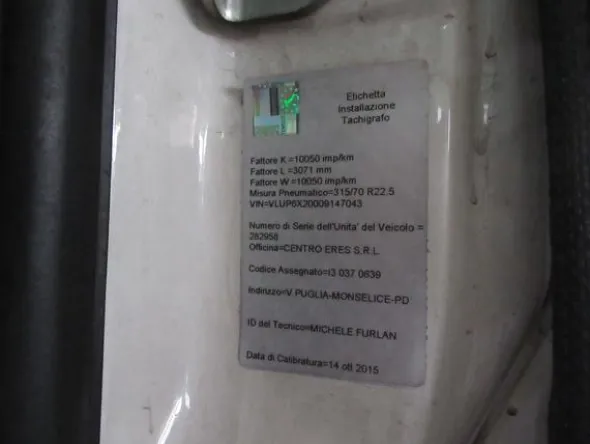 29#3561 Autocompattatore Scania P 320