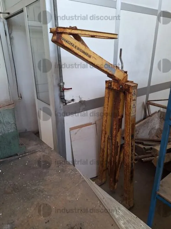 1#8703 Automezzi macchine operatrici ed attrezzature per edilizia