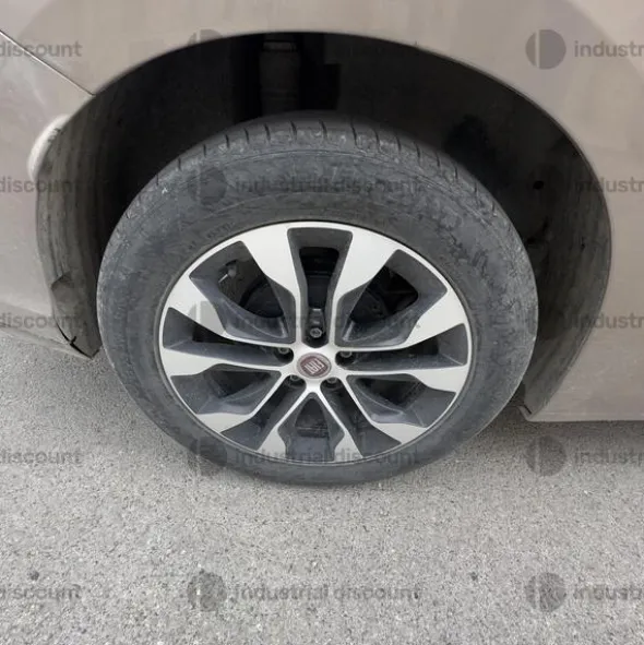 1#9261 Automobile Fiat Tipo 1.4