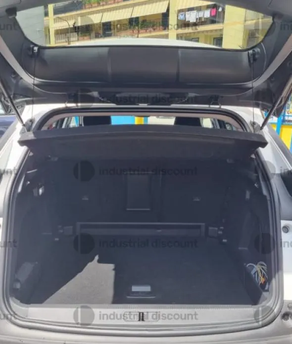 1#9554 Automobile Peugeot 3008