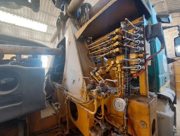 1#7695 Autopompa Iveco