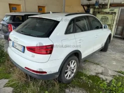 1#9548 Autovettura Audi Q3