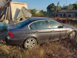12#7937 Autovettura BMW 330 DX