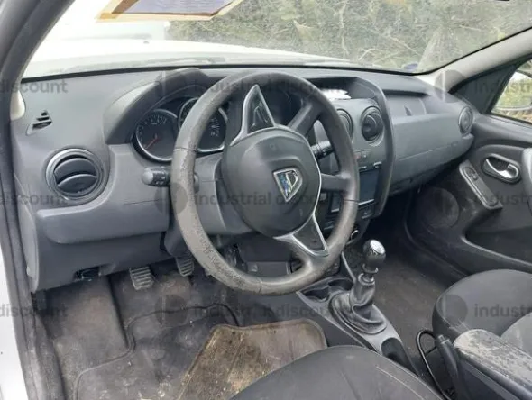 1#9322 Autovettura Dacia Duster