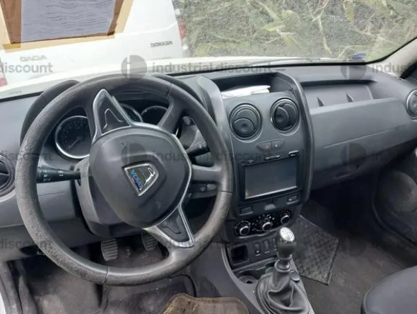1#9322 Autovettura Dacia Duster