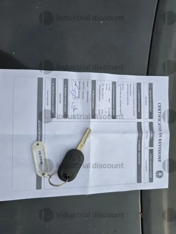2#10292 Autovettura Fiat 500L