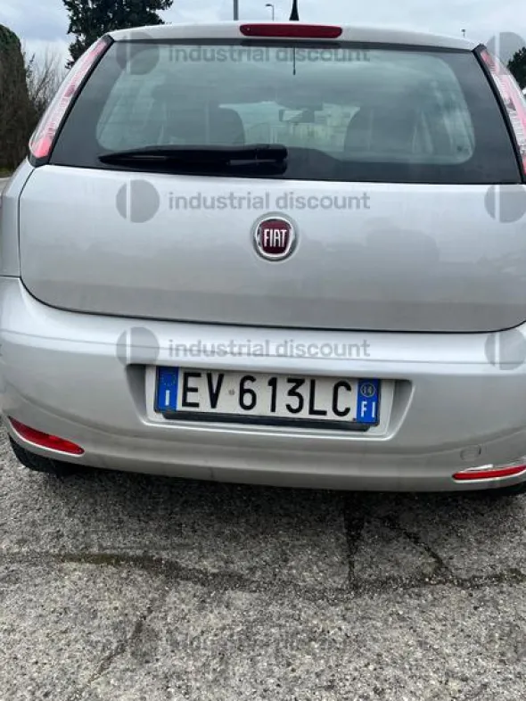 4#9948 Autovettura Fiat Punto