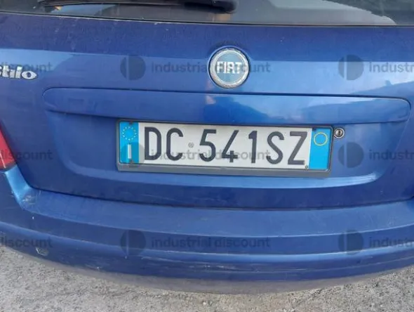 3#8991 Autovettura Fiat Stilo