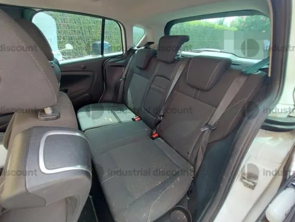 64#8980 Autovettura Ford B-Max