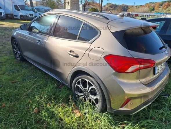 15#8738 Autovettura Ford Focus Active