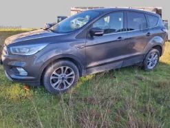 3#8738 Autovettura Ford Kuga