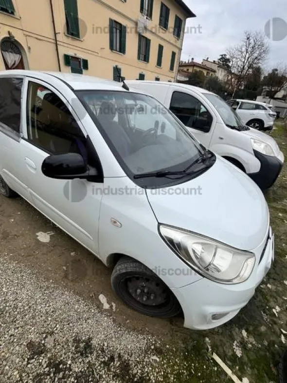 1#9948 Autovettura Hyundai i10