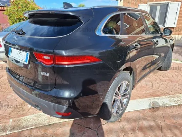 1#9754 Autovettura Jaguar